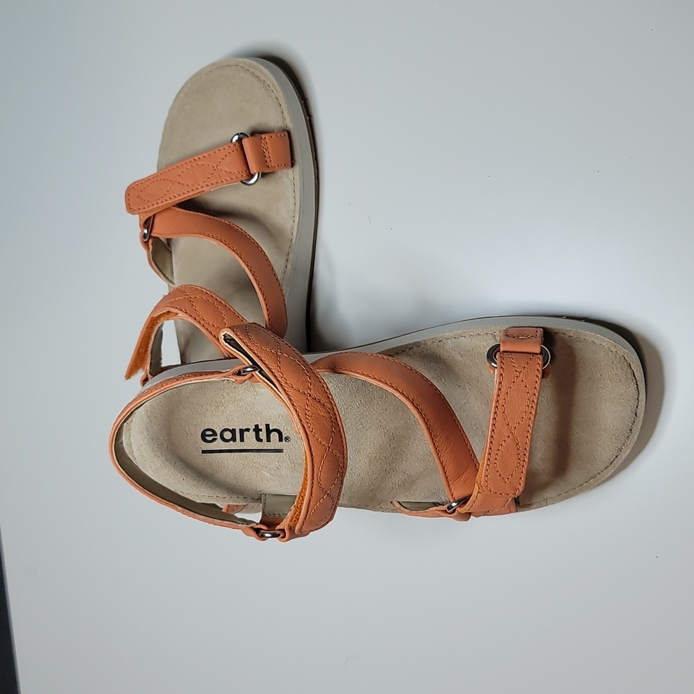 Earth NWOT Sylt Saba Leather Sport Sandal